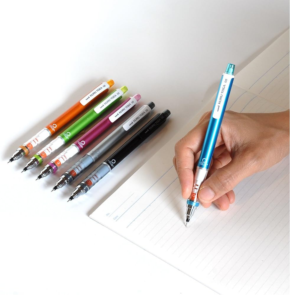 Uni Kuru toga porte-mine  Noir 0.5mm/0.3mm